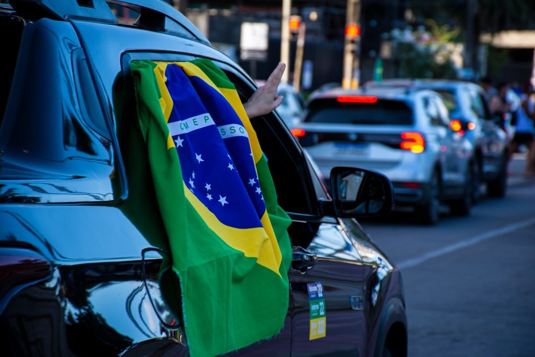 SUV parked on a tropical coastal avenue in Brazil